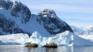 Antarctica Classic 11-day (with hotel)