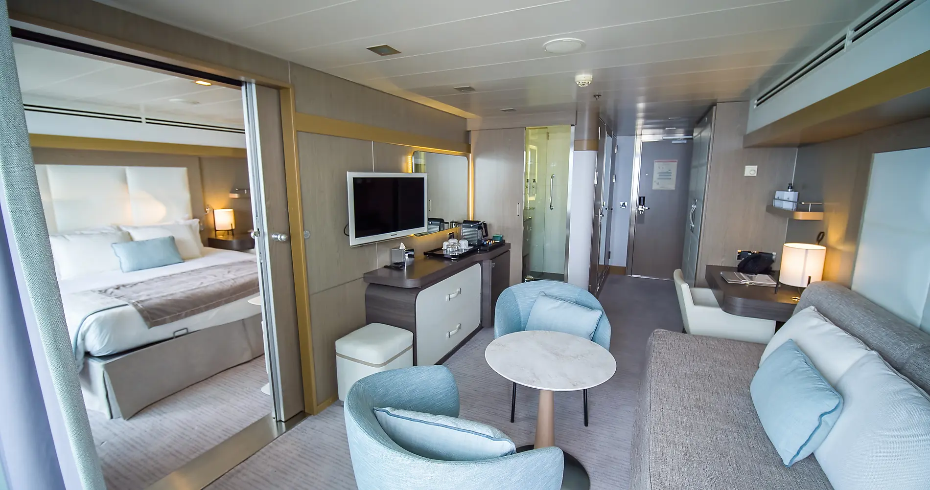 Prestige Suite Deck 5