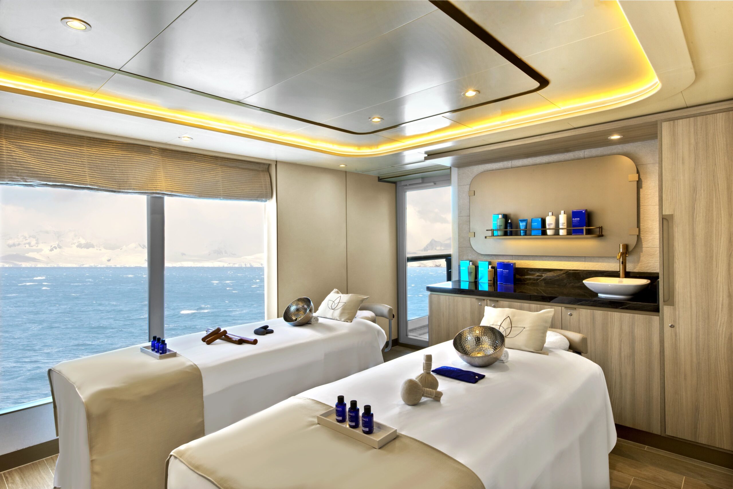 Seabourn Venture – Spa Treatment Room